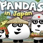 Három panda különböző japán stílusú ruházatban áll egy japán tájat ábrázoló háttér előtt, egyikük tálcán sushi-t tart