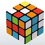 Színes Rubik kocka, részben megoldott állapotban
