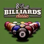 Háromszög formában elrendezett biliárdgolyók egy zöld asztalon, középpontban a fekete 8-as golyóval, fölötte a 8 Ball Billiards Classic felirat