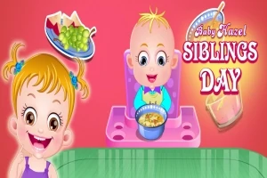 Egy szőkés hajú kisbaba ül babaszékben egy tányér kása előtt, mellette egy mosolygó kislány és egy tál szőlővel