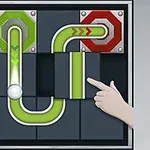 Zöld és piros csődarabokból álló puzzle játékkép, ahol egy kéz mutat az egyik mozgatható elemre
