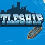 Kék háttér előtt egy hadihajó sziluettje és Battleship felirat, alul egy kis hajóval