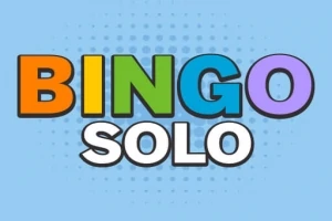 A képen a BINGO SOLO felirat látható színes betűkkel világoskék háttéren