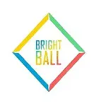 Színes geometriai forma gyémánt alakban, közepén a „BRIGHT BALL” felirattal
