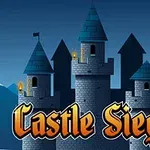 Középkori vár képe esti tájban, „Castle Siege” felirattal az előtérben