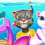Két animált macska, az egyik búvárfelszerelésben rózsával a szájában, a másik rózsaszín sellőuszonnyal, szerelem témájú tárgyakkal körülvéve, vízalatti környezetben