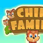 Négy mókus nagy betűkkel írt fa táblát tart, rajta CHIP FAMILY felirattal, kék ég és zöld lombok előtt