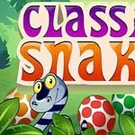 Színes Classic Snake felirat, alatta egy csíkos kígyó mosolyog, körülötte mintás tojások és zöld levelek