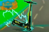 Pattanj fel a rolleredre az idei év legtöbb akcióját kínáló E-Scooter Játékban!