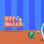 Színes golyók egy átlátszó kék tartályban, kék csíkos háttér előtt, FA padlón, balra Fit Balls felirattal
