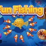 Sárga halak körül klowfish úsznak a víz alatt, színes tengeri élőlényekkel és Fun Fishing felirattal