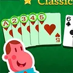 Rajzolt háttér zöld színnel, két kézzel tartott kártyapakli szívekkel és pikkekkel, arany csillagokkal és Classic felirattal, valamint két rajzolt figura alul