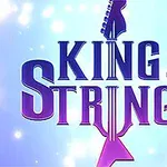 A King of Strings felirat színes, csillogó háttér előtt, amely egy gitár alakját formálja