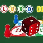Színes bábuk és dobókocka egy táblán, a háttérben LUDO ONLINE felirat
