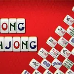 Mahjong kövek piros háttérrel, melyeken a MAHJONG szó van összeállítva