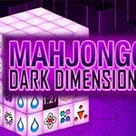 Kocka alakú, szimbólumokkal ellátott játékelemek, melyek felett nagy betűkkel „Mahjongg Dark Dimensions” felirat szerepel, lila háttérrel