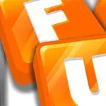 Három narancssárga játékkocka, melyek betűkkel „F”, „U” és „N” vannak ellátva