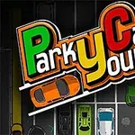Színes autók parkolnak egy parkolóban, középpontban színes feliratokkal