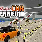 Narancssárga autó egy fedett parkolóban, körülötte sorompók és táblák, a háttérben pedig két kék és egy piros autó látható