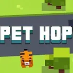 Egy pixeles grafikájú nyúl és tigris egy úton, zöldellő fák és egy sárga taxi társaságában, PET HOP felirattal