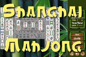 Színes mahjong csempe elrendezés bambusz háttérrel és sárga stílusos felirattal