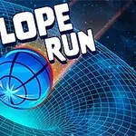 Kék geometriai mintázatú gömb hálós szerkezetű pályán halad, miközben a Slope Run felirat lebeg felette