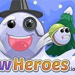 Egy mosolygós hóember alakú figura cilinderrel és monoklival, két kisebb gömbfigura társaságában, havas fenyők előterében, lila és narancs színű Snow Heroes felirattal