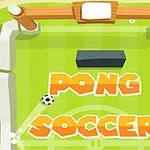 Zöld udvarra hasonlító felület közepén nagy, narancssárga PONG SOCCER felirat és egy fekete téglalap, valamint egy focilabda látható