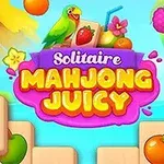 Színes gyümölcsök és koktélok grafikái papagájjal és Mahjong-építőelemek mögött világoskék háttérrel