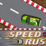 Zöld versenyautó egy kanyargós pályán piros-fehér szegéllyel, alatta Speed Rush felirattal