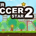 Rajzfilmszerű foci pálya fák, csillagok és egy kapu háttérben, a kép tetején a Super Soccer Star 2 felirat látható