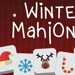 A képen téli motívumokkal díszített mahjong csempék láthatók sötétpiros háttérrel és a Winter Mahjong felirattal