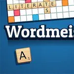 Kék háttéren fakeretes betűcsempék és egy részleges szókereső tábla, alul a Wordmeister felirat